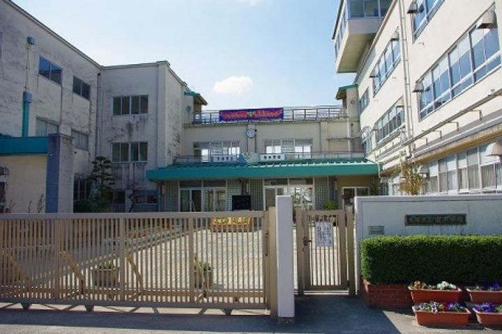 グリーンガーデン 弐番館の周辺