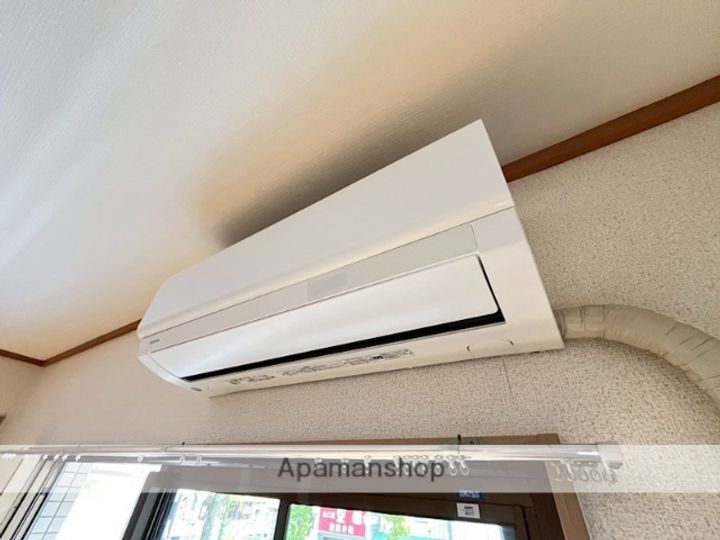 楠本第2ビルの内装