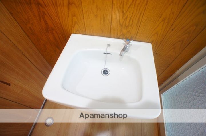 奈良県天理市川原城町の賃貸マンションの内装