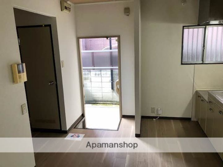 パールハイツの居間