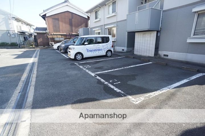 ジェンヌエルブBのその他画像