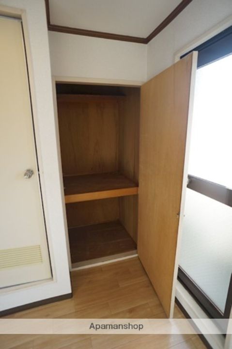 泉都ハイツ天理F棟の内装