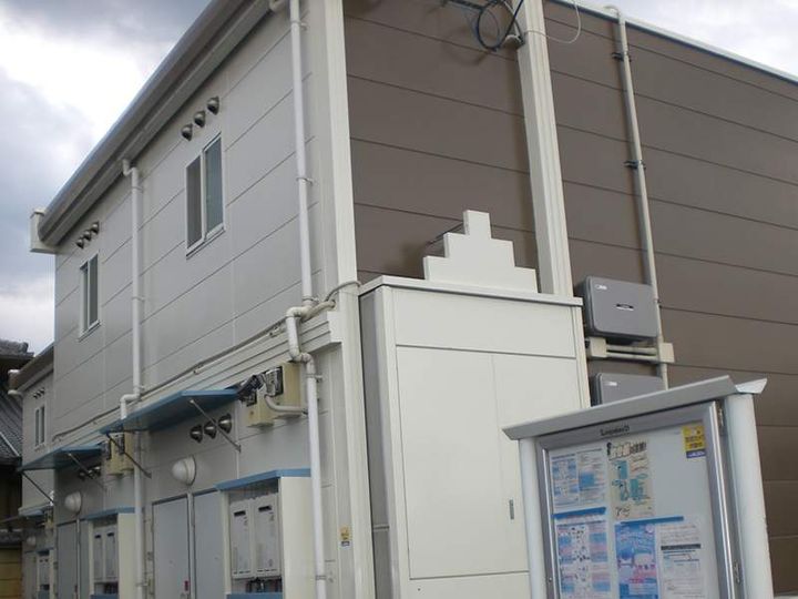 レオパレスHALF MOON105の外観