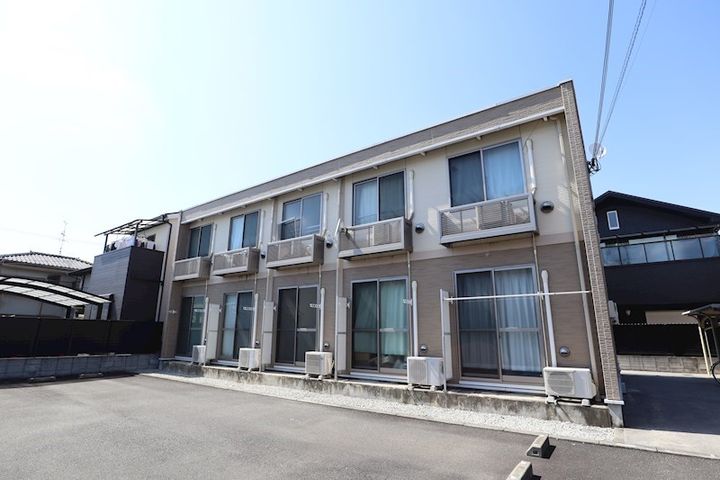 レオネクスト長柄102の外観