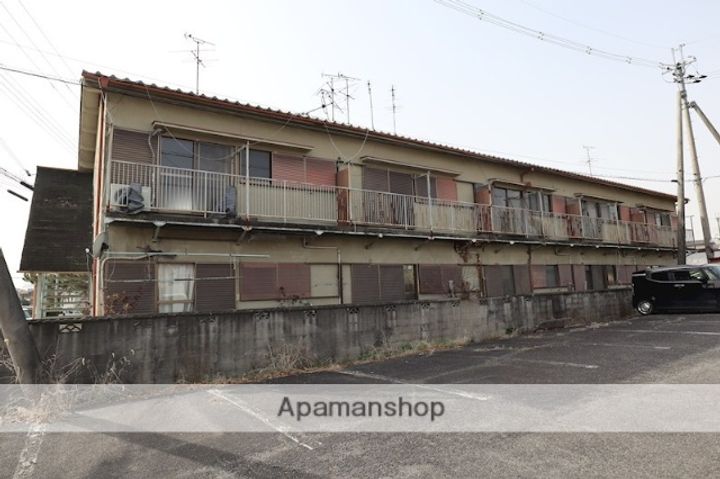 ハイツ大栄の外観