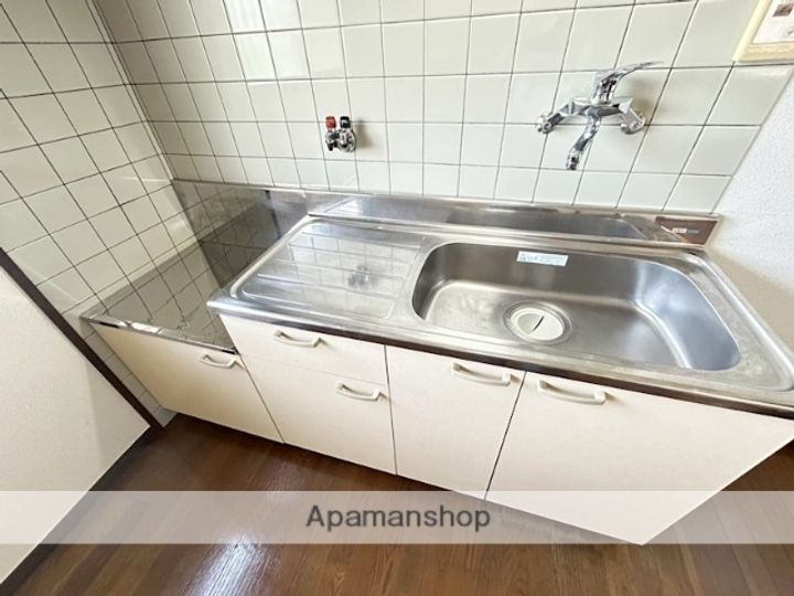 奈良県奈良市佐保台西町の賃貸アパートの内装