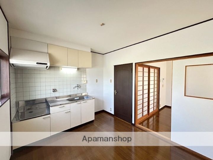 奈良県奈良市佐保台西町の賃貸アパートの内装