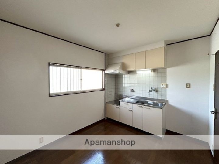 奈良県奈良市佐保台西町の賃貸アパートの内装