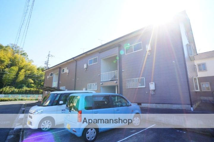 奈良県奈良市佐保台西町の賃貸アパートの外観