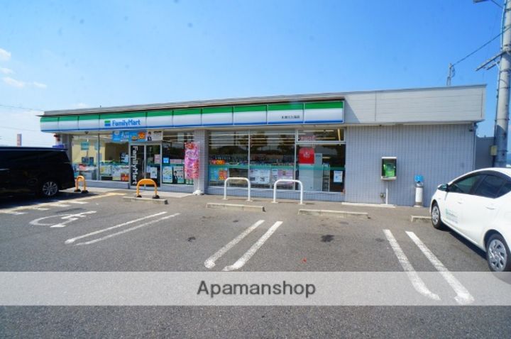 ウエストポート B棟の周辺