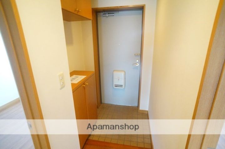 木津南パークサイドヴィレッヂの玄関