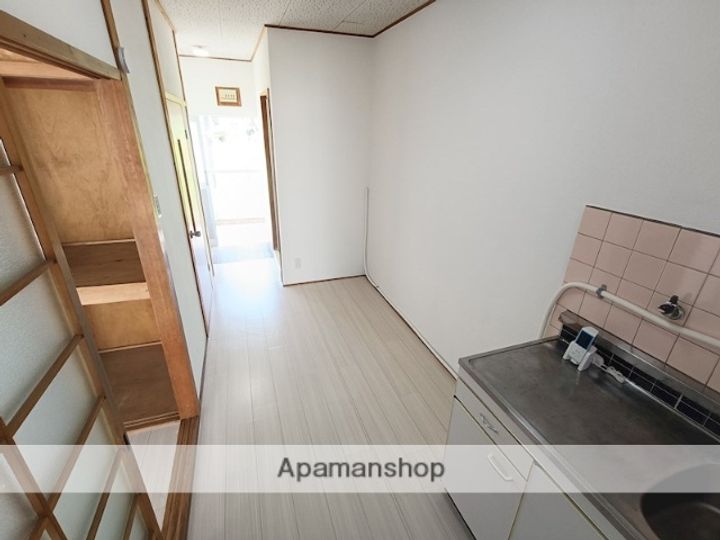 加茂アパートの内装