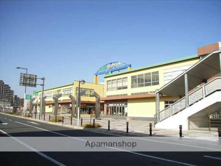 セジュール・マルコの周辺