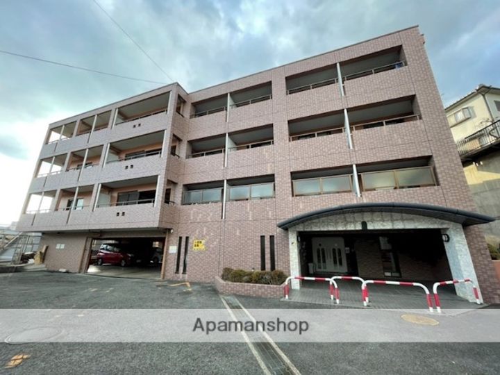 奈良県奈良市富雄北2丁目の賃貸マンションの外観