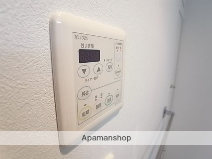 フォーレスト学園前の内装