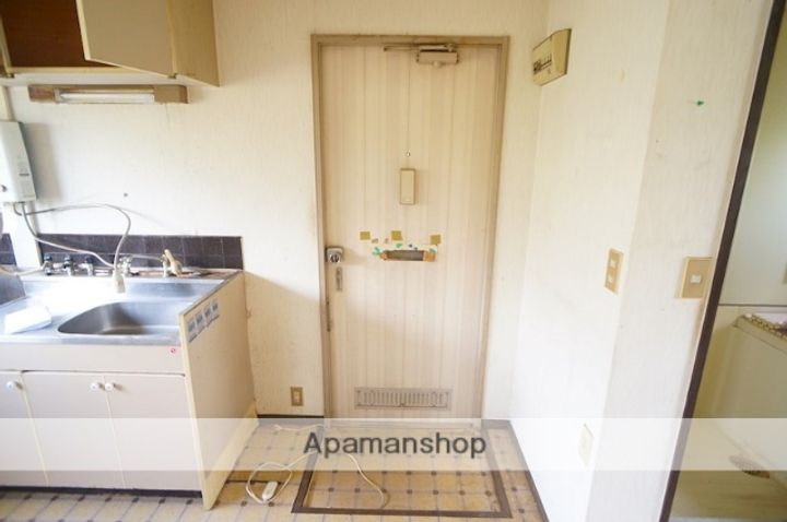 サンハイツ殿村の玄関