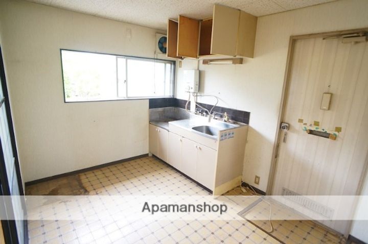 サンハイツ殿村の居間