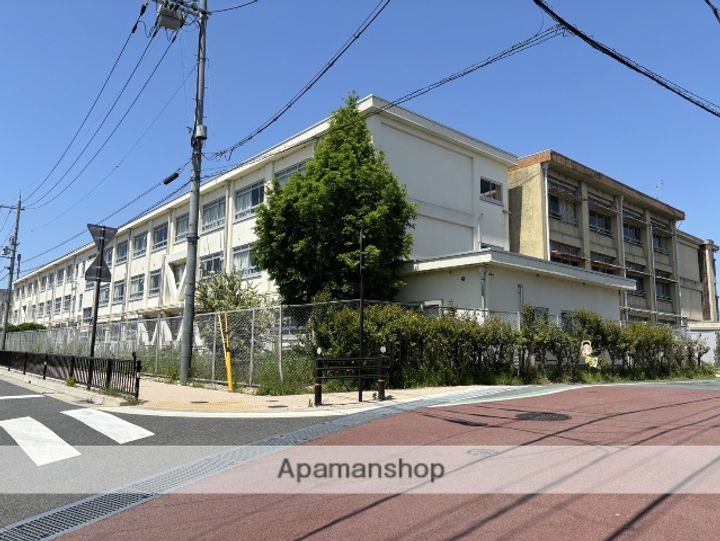 サンハイツ殿村の周辺