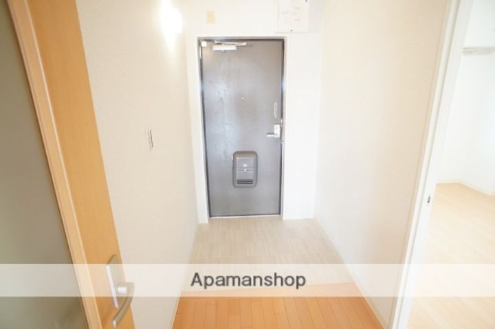 グランドパレス学園前の内装