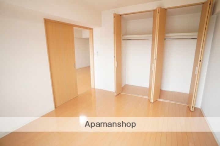 グランドパレス学園前の内装