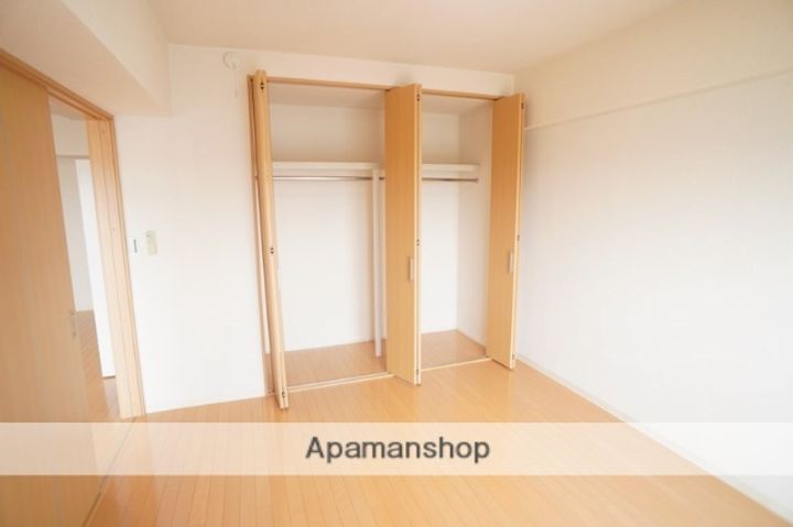 グランドパレス学園前の内装