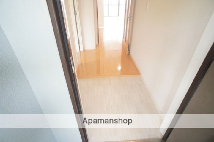 グランドパレス学園前の内装