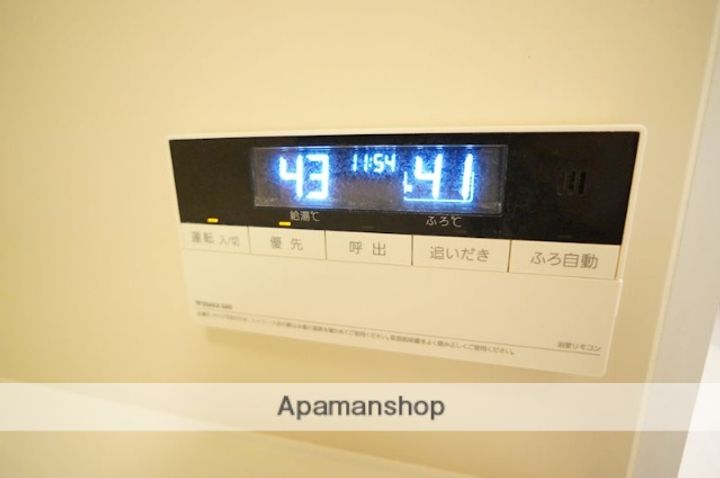 奈良県奈良市あやめ池北1丁目の賃貸マンションの内装