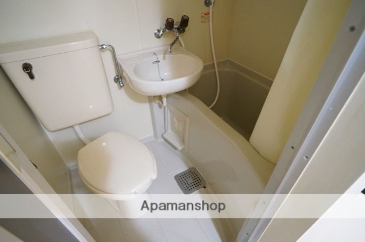 プレステ赤膚マンションの内装