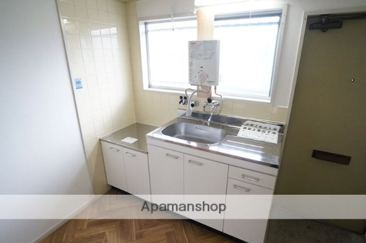 ロイヤル学園前PARTIの内装