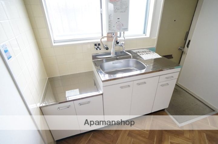 ロイヤル学園前PARTIのキッチン