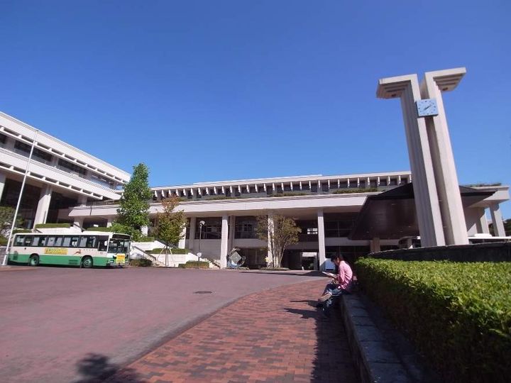 セレーノ東生駒B棟の周辺