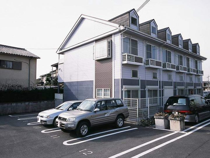 レオパレスナップアネックスの外観
