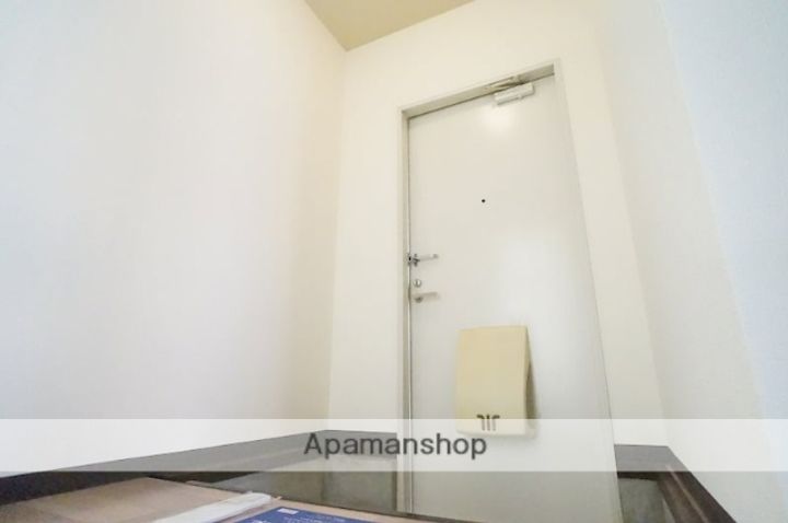 パイン学園前Iの玄関