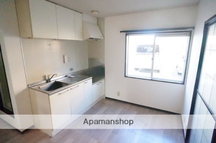 パイン学園前Iの居間