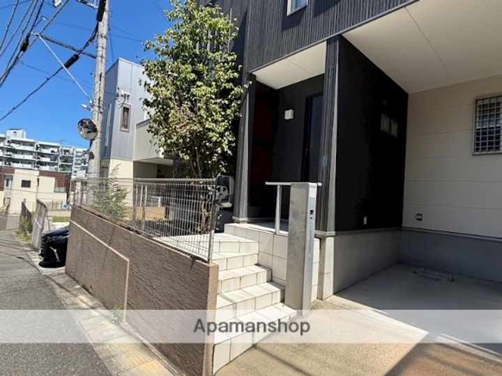 奈良県奈良市藤ノ木台1丁目(一戸建)の賃貸物件の外観