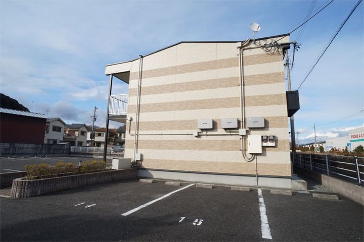 レオパレスアスカの外観