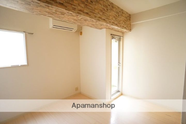 シティロイヤルJR奈良の居間