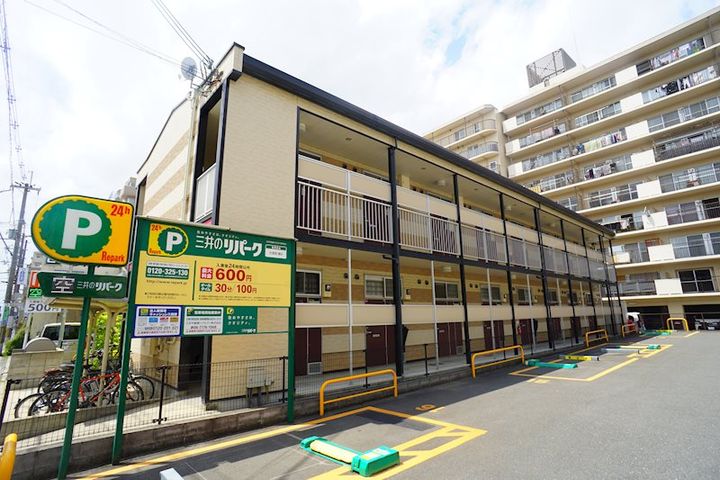 レオパレス奈良大宮の外観