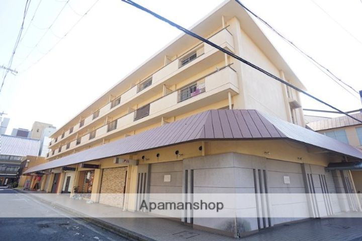 アルファコートの外観