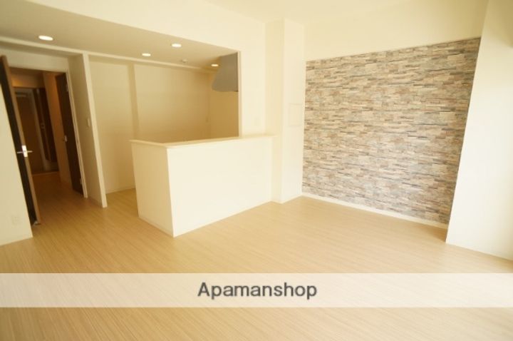 アートスクエア新大宮の居間