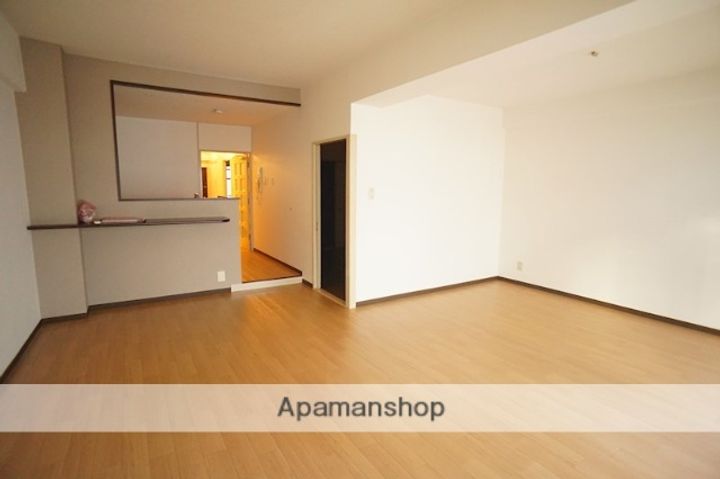 キャピタル新大宮の内装