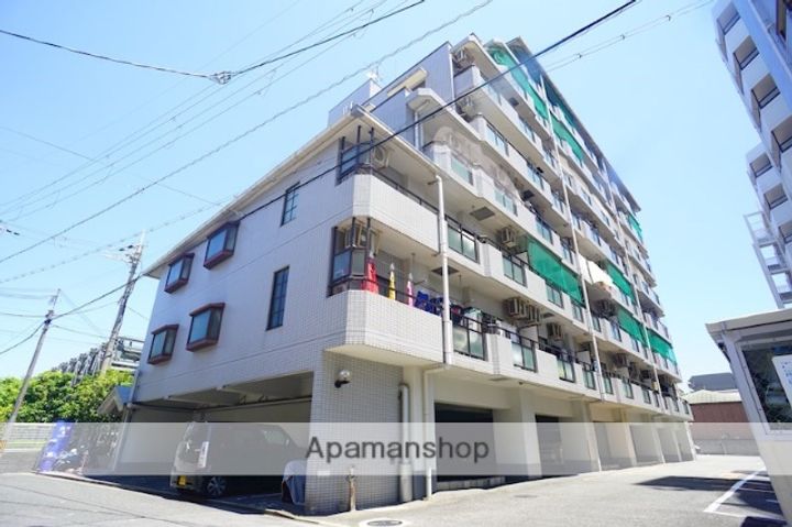 キャピタル新大宮の外観