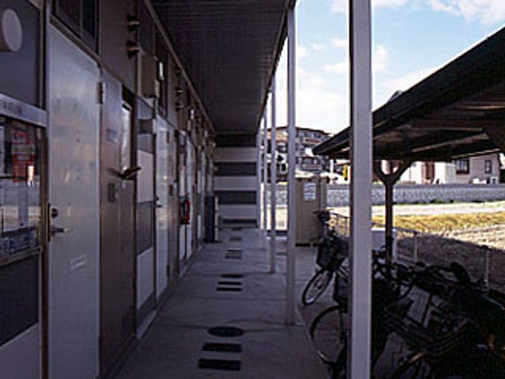 レオパレス古都202の外観