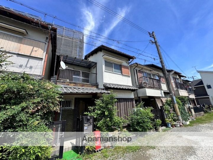 奈良県奈良市恋の窪1丁目(一戸建)の賃貸物件戸建ての外観