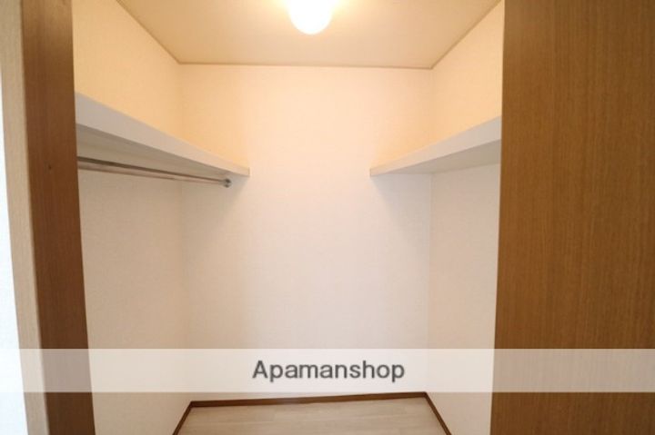 ロイヤルガーデンA棟の内装