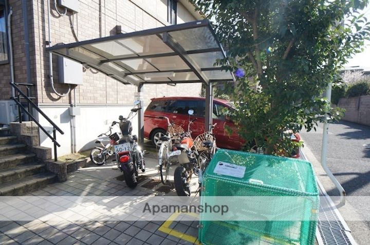 ロイヤルガーデンA棟のその他画像