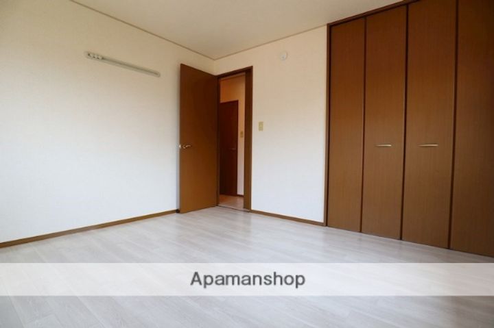 ロイヤルガーデンA棟の内装