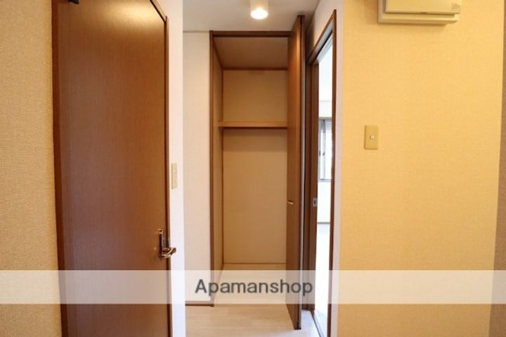 ロイヤルガーデンA棟の内装