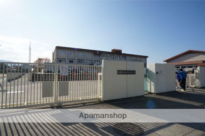 ロイヤルガーデンA棟の周辺