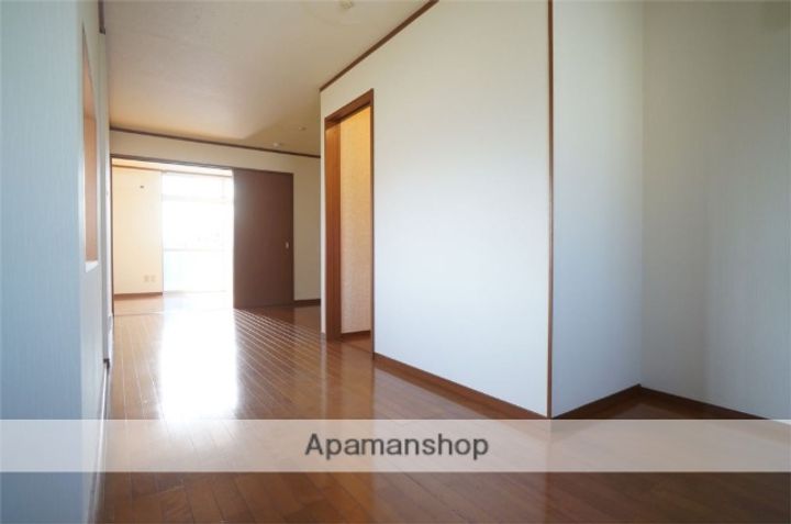 井上マンションの内装